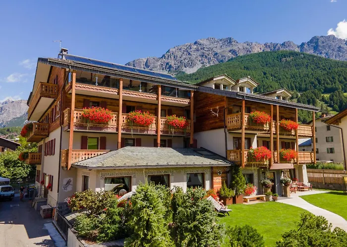 La Genzianella Bormio Hotel photo